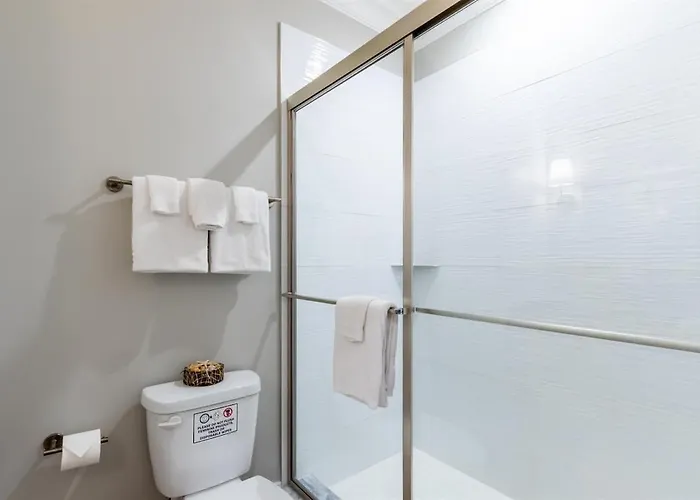 And Pier 3mins Walk Pool Pet-friendly
