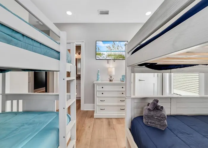 And Pier 3mins Walk Pool Pet-friendly Holiday home *