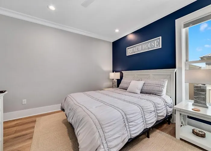 Holiday home And Pier 3mins Walk Pool Pet-friendly *